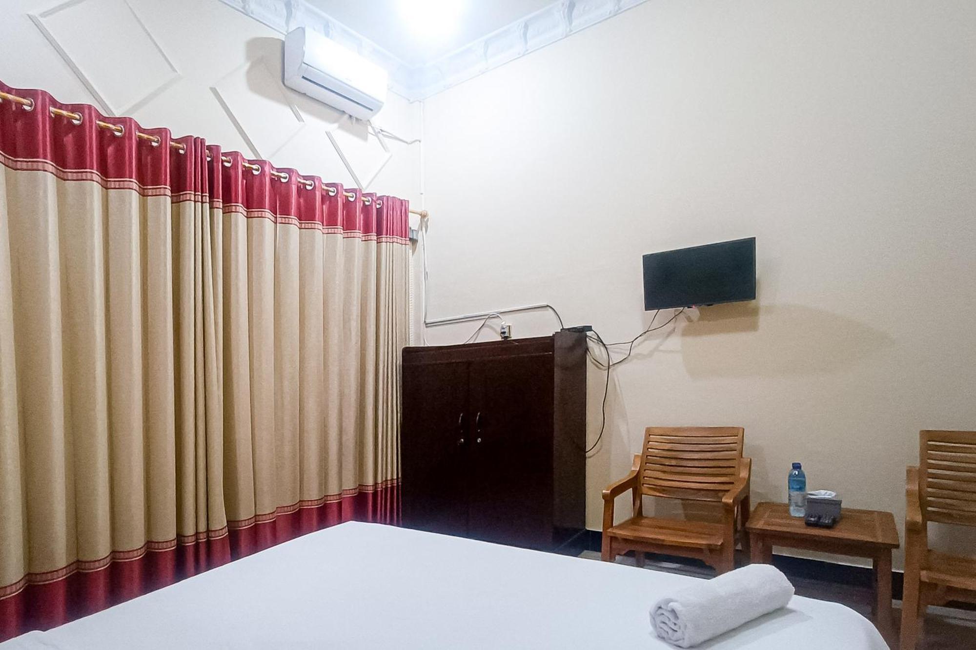 Reddoorz At Senaz Guesthouse Mataram Exterior photo